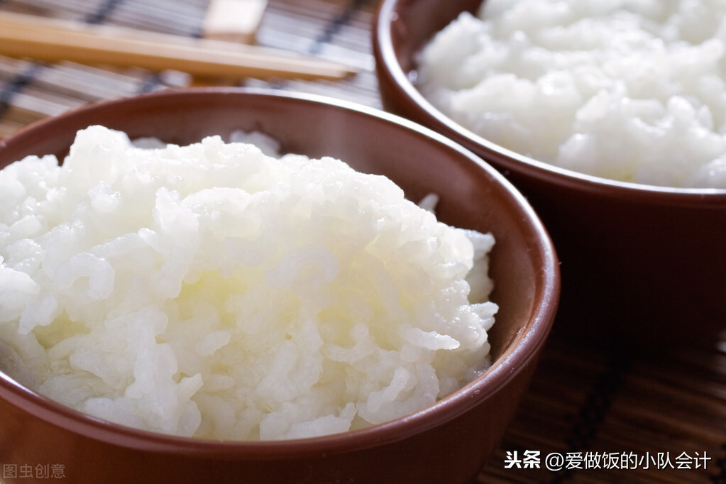 米饭蒸多长时间？要加多少水？怎么蒸香糯好吃？一文读懂，很实用