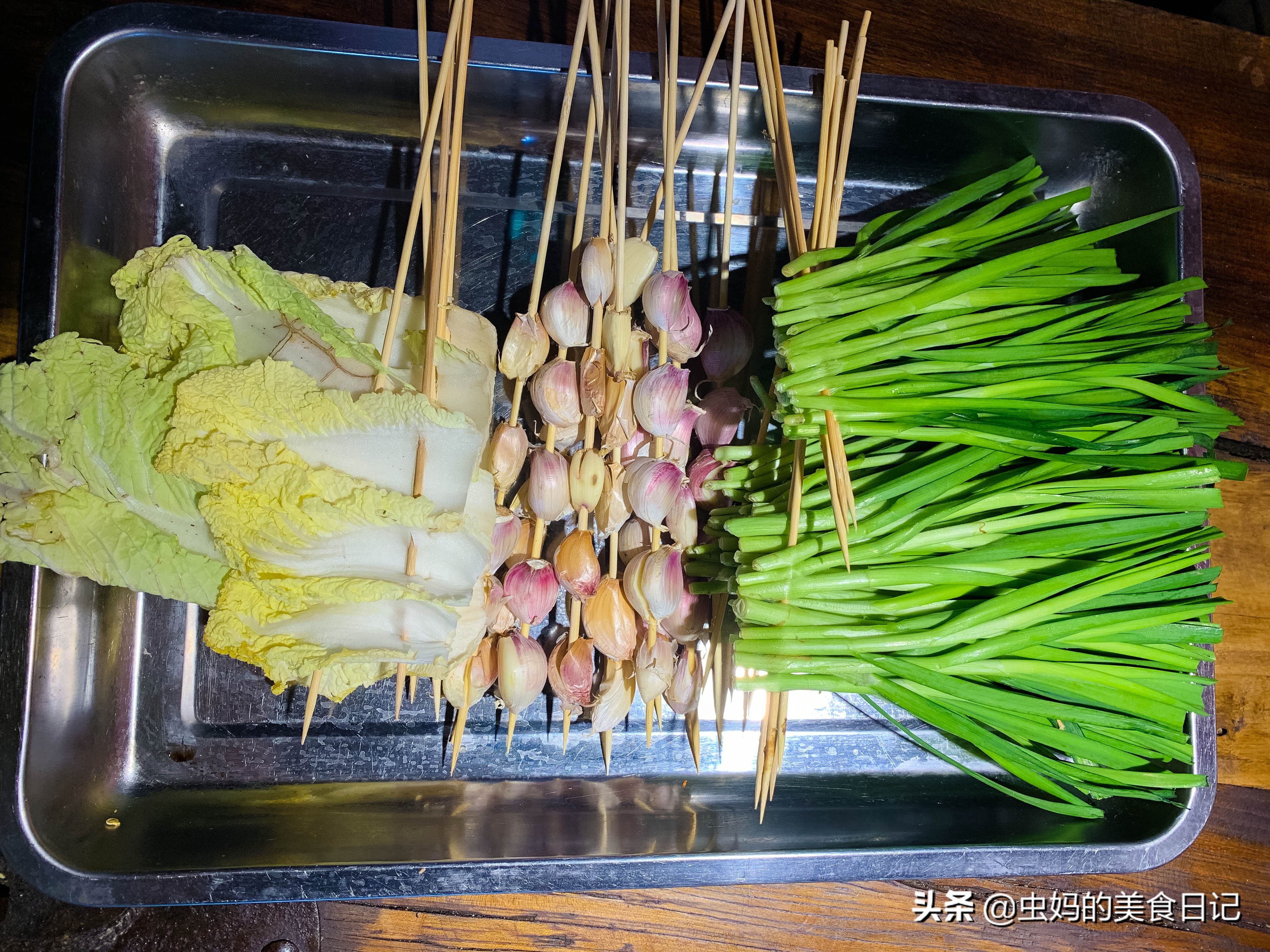 周末户外烧烤正当时，晒晒我家烧烤清单，十个人一共140元，值吗