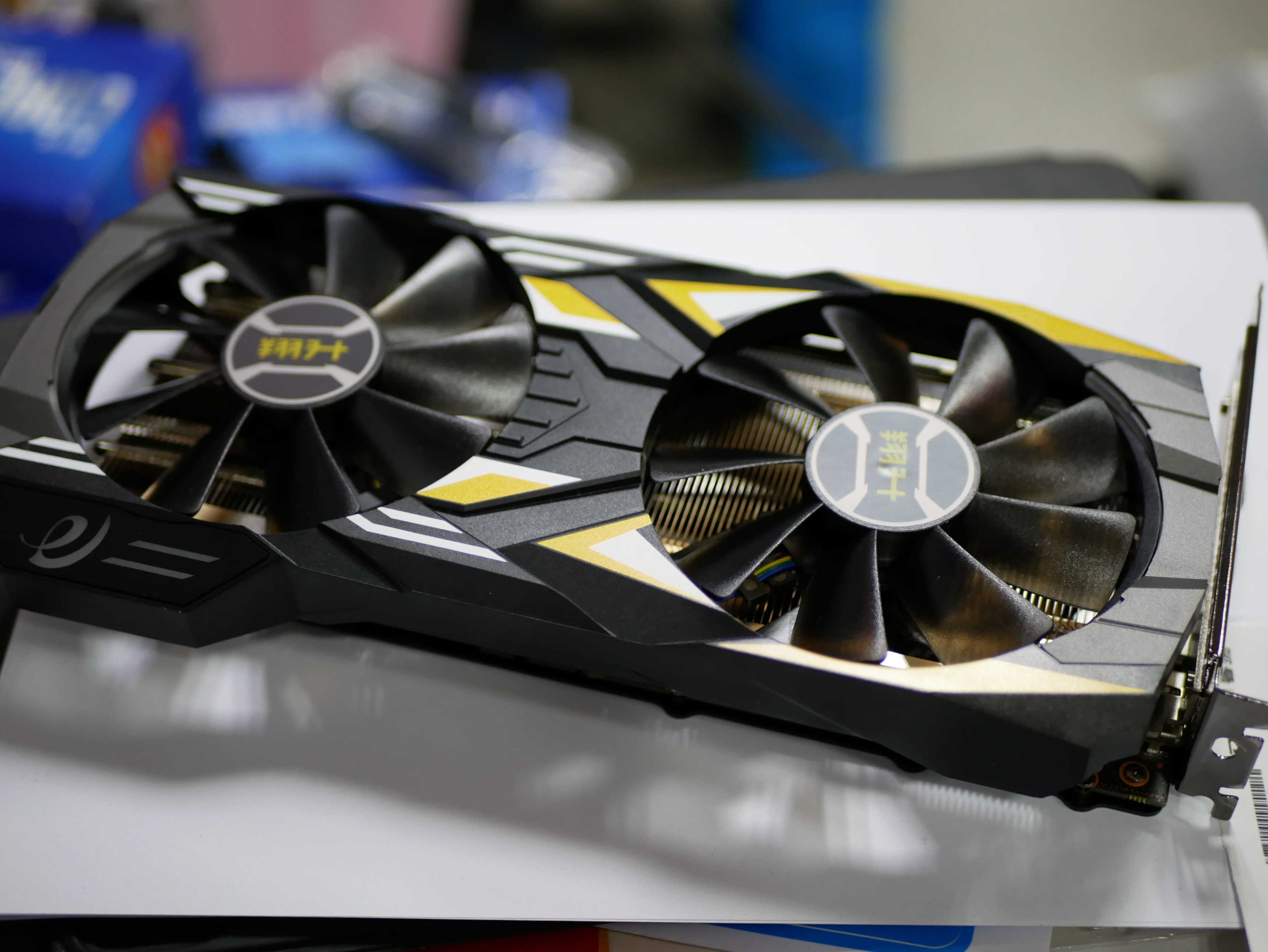 翔升RTX3060战神简评：处境尴尬的RTX30系甜品级显卡