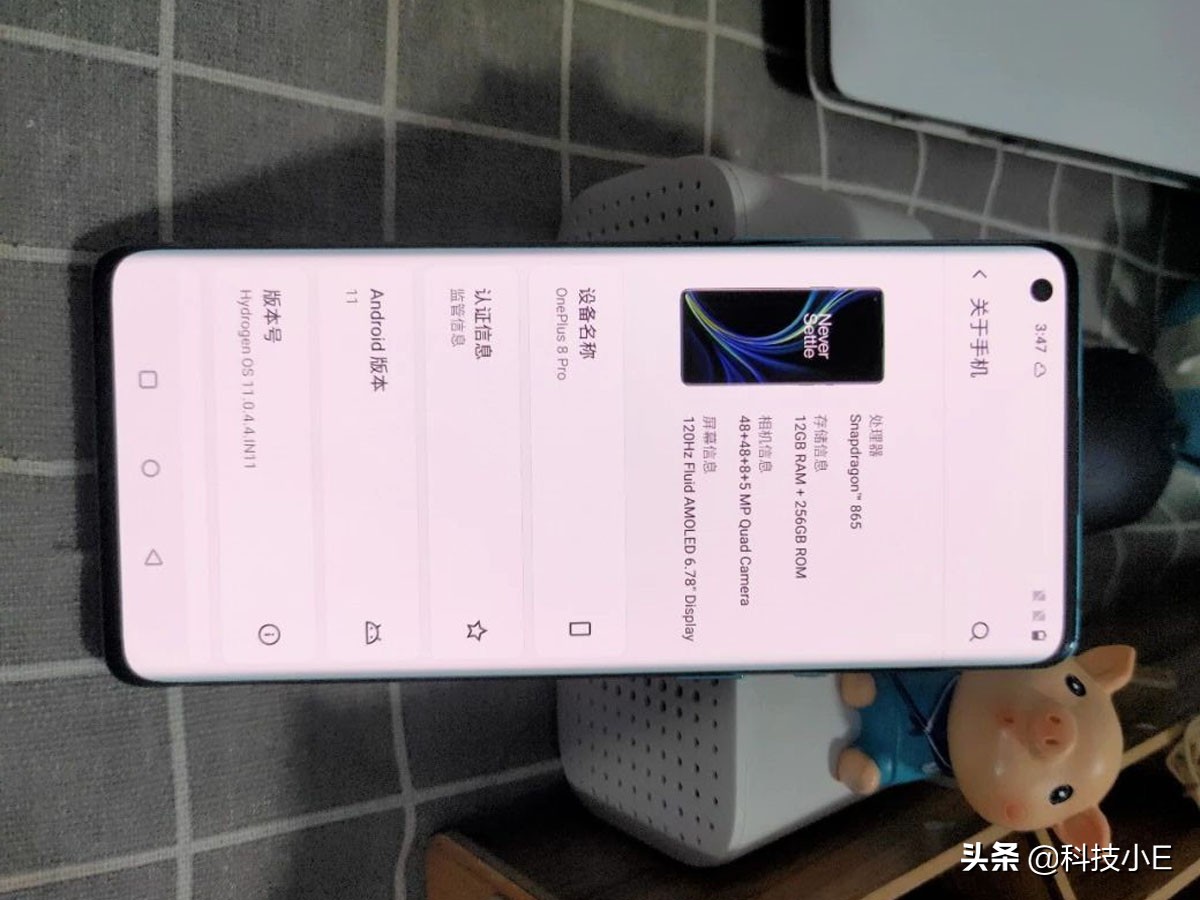 从5399跌至3299元，2K曲面屏+IP68防水，上市一年多依旧真香
