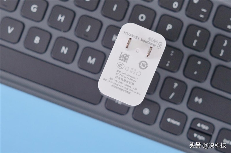 搭载HarmonyOS出道即王者！华为MatePad Pro 12.6英寸评测