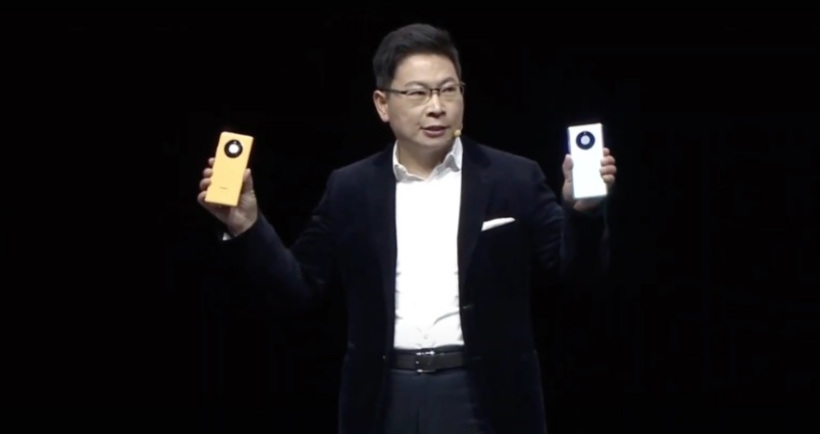 华为创造新历史，翻盖折叠屏12月发布，余承东亲自主持