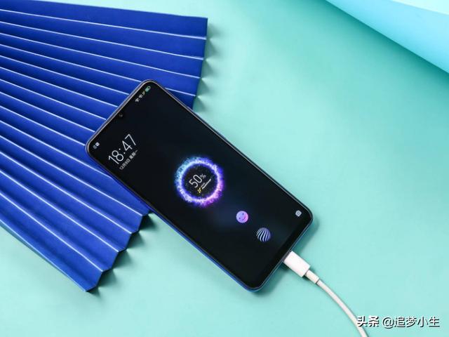 五款适合老年人的手机，128G大内存起步，6.99英寸大屏幕不眼花