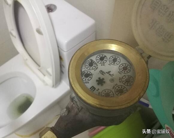 水表上的数字代表什么？5位数4黑1红水表怎么看?