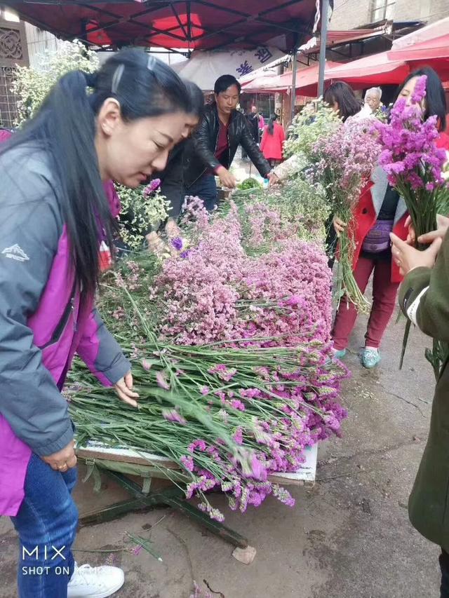 地摊小暖：夏季地摊项目分享！