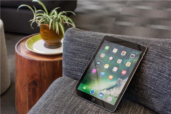 苹果第五代iPad大幅降价，32GB版不到1600元