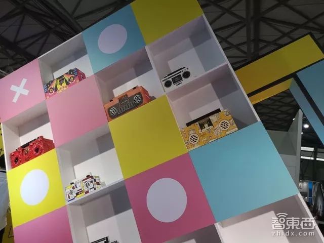 智能语音产业井喷：AI音箱与蓝牙音箱同场“互撕”