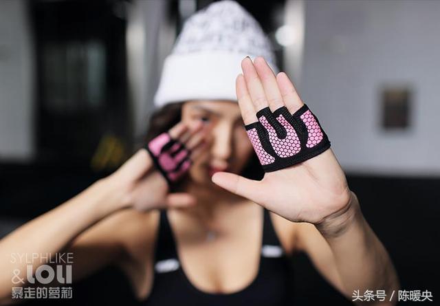 酷劲十足的健身手套怎么选？——夏季健身手套选择指南