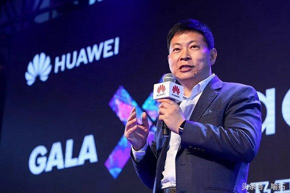 华为首次超越苹果，系苹果首次跌出前二，离三星的差距越来越小