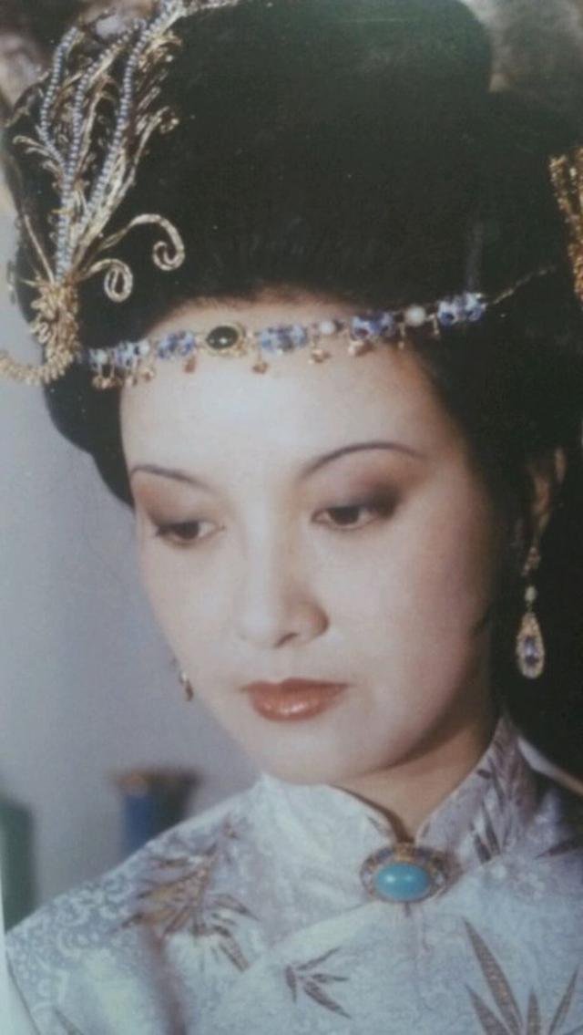 为什么王熙凤长着丹凤眼，关羽也长着丹凤眼？丹凤眼有何深意？
