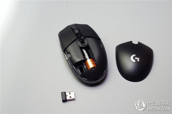 罗技G304无线游戏鼠标详细评测！轻巧精准，吃鸡利器