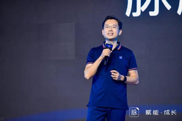 脉脉，凭什么成为中国最大的实名职场社交平台？