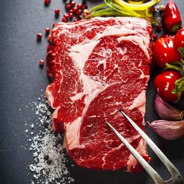 西冷、肉眼、菲力，牛排三小花旦，选好了才是你的“心头肉”