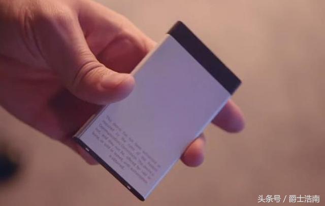 英特尔卡片式PC主机：比手机还要小，还要薄！