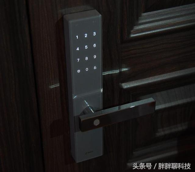 八款热门智能门锁横评：锁圈水深，擦亮双眼