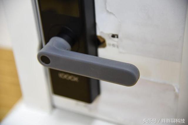 八款热门智能门锁横评：锁圈水深，擦亮双眼