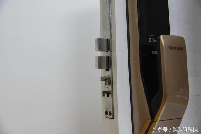 八款热门智能门锁横评：锁圈水深，擦亮双眼