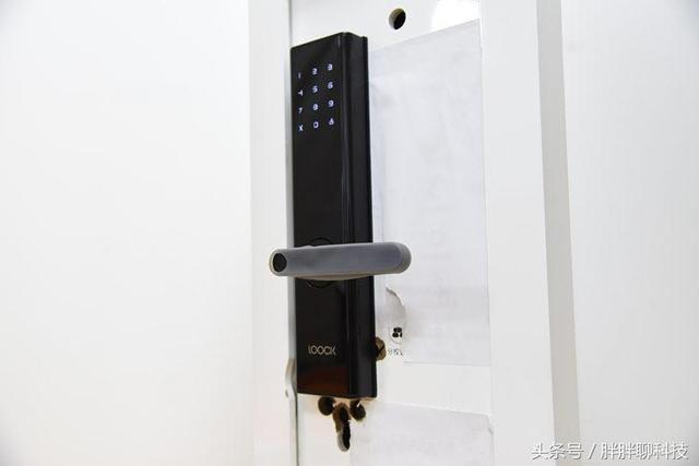 八款热门智能门锁横评：锁圈水深，擦亮双眼