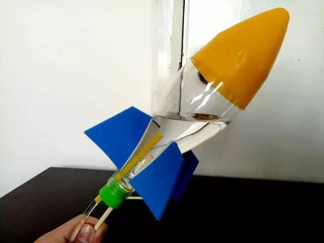 简单几步教你自制水火箭