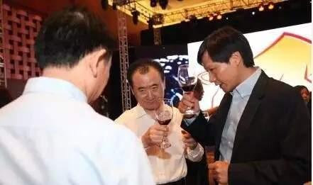 公司上市为什么要敲钟？敲钟应该带谁去才合适？