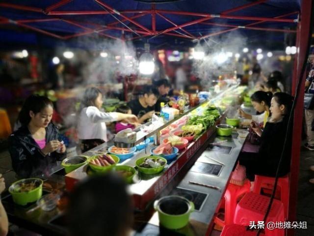 摆地摊做什么小生意赚钱？选择这几种产品赚钱很轻松