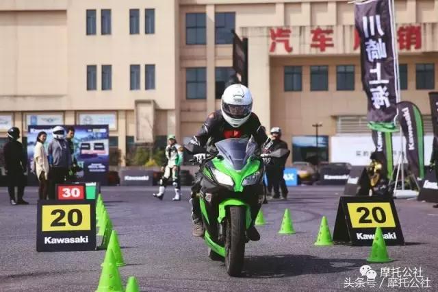 川崎骑行训练营杭州站拉开帷幕，川崎多款新车下月国内售价将公布