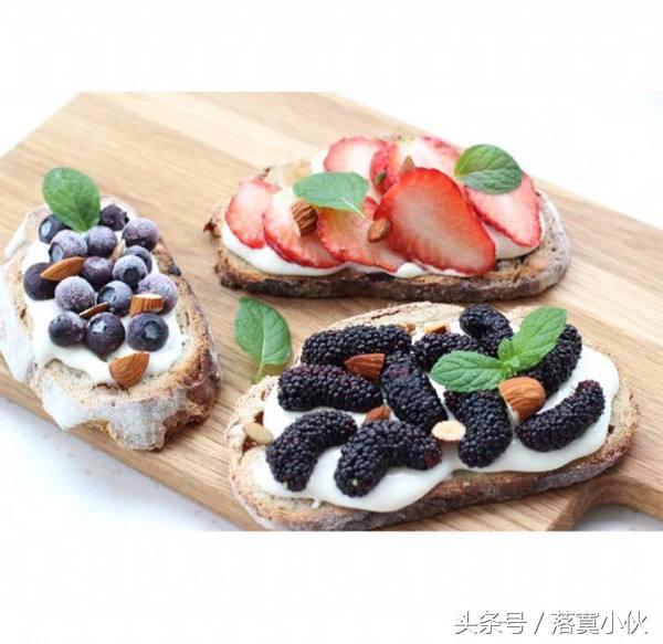 又喝酒了吧！酒后吃什么养胃？快来看看！