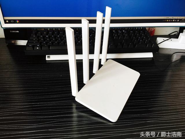 49元的小米路由器3c开箱体验：好看就好用吗？