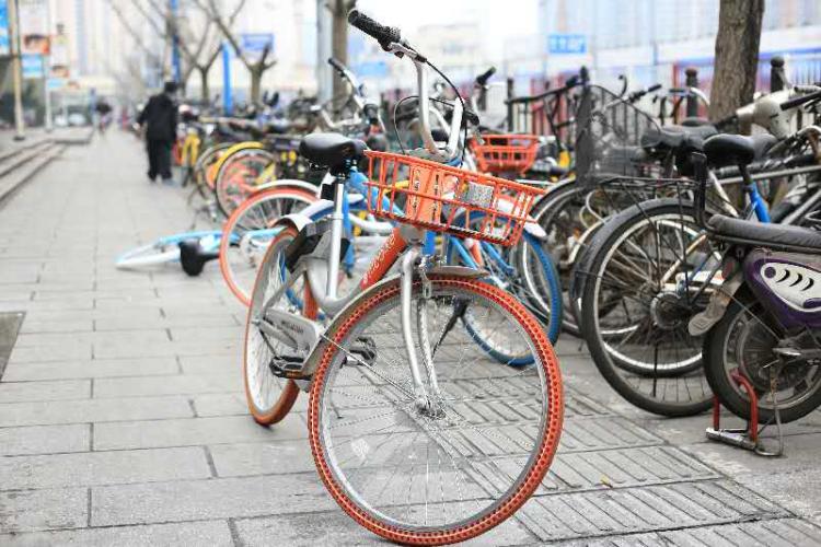 共享单车找不到？帮你解决：来个高精度定位！
