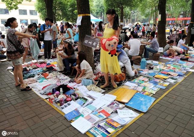 摆地摊儿的3大技巧总结，你确定不来看看吗？