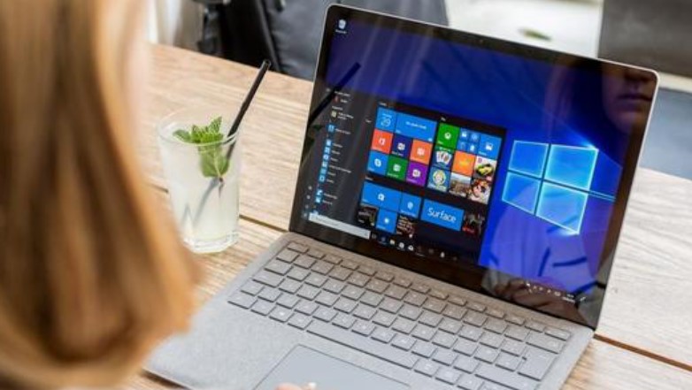 Win10还有个纯净轻巧版，运行比win7还流畅，你想试试吗