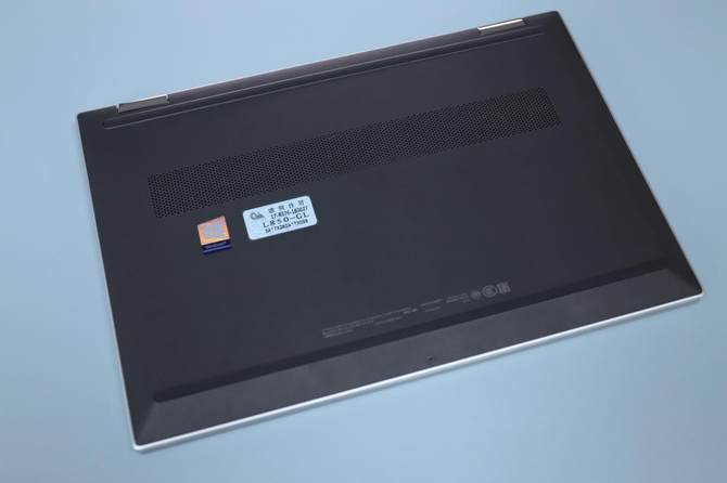 不连WIFI任性追剧 星14 x360变形本4GLTE版体验