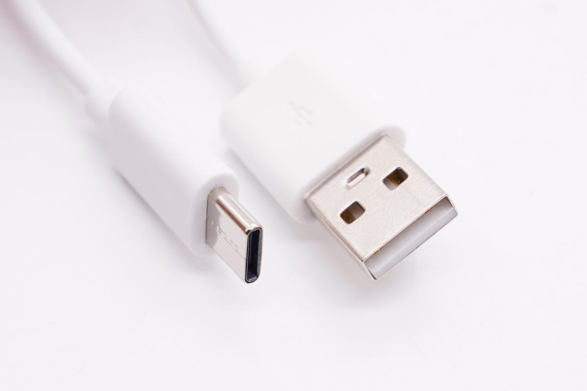 HTC首款TWS真无线降噪耳机E-mo1拆解报告