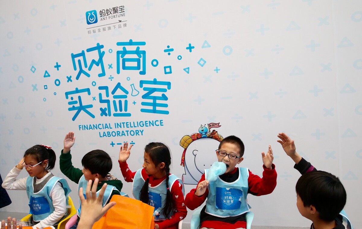 10岁小孩子的挣钱方法，想都想不到的丰富，让人叹为观止