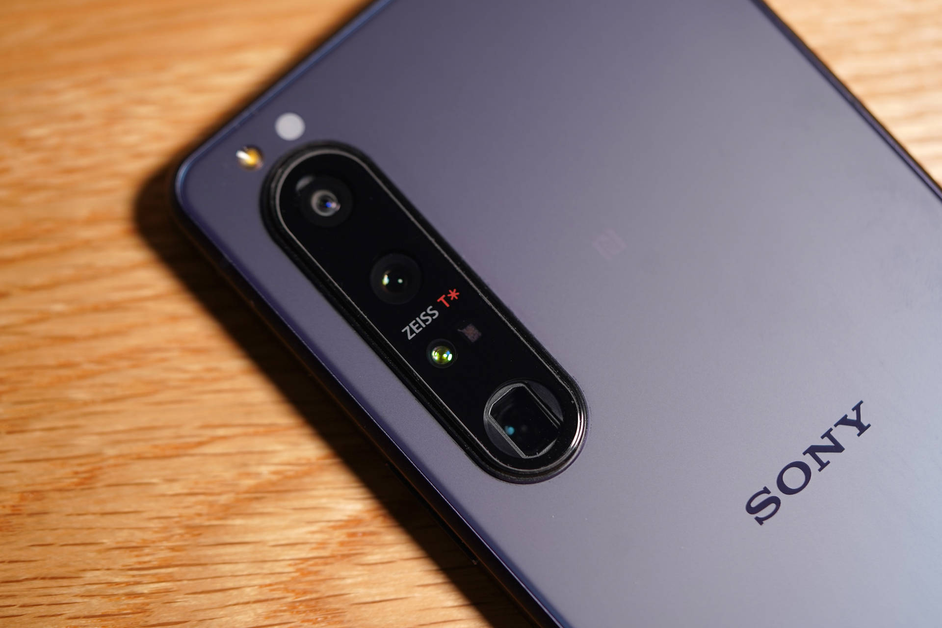 索尼Xperia 1 III体验报告：依然只适合愿意折腾的极客用户