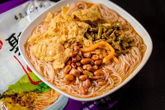 十款螺蛳粉测评大合辑 无限回购 酸爽到极限