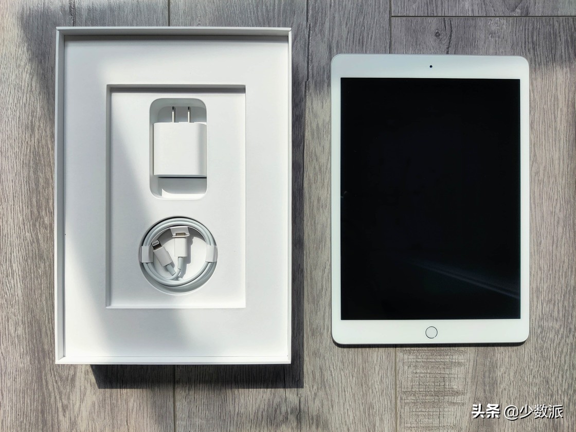 新款 iPad、感应电笔……少数派编辑又买了些新玩意