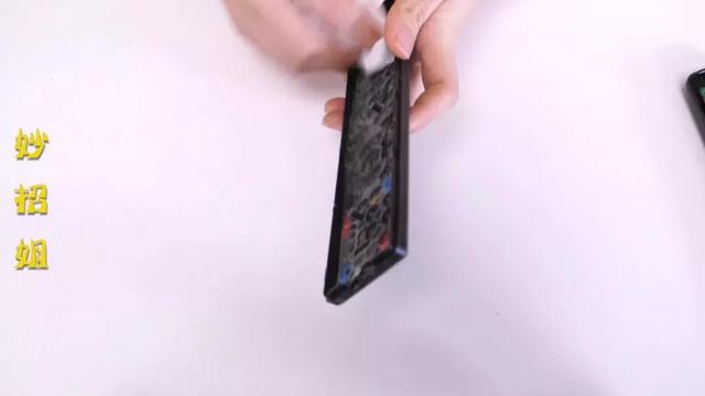 遥控器失灵怎么办？教你一招，不花一分钱，就可以和新的一样灵敏