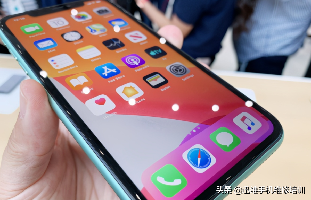 iPhone手机不定时自动重启怎么回事？原来都是这的问题疏忽大意了