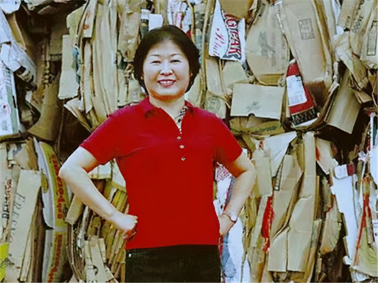 废品西施获赞百万，破烂女皇身价420亿，别瞧不起回收这个行当