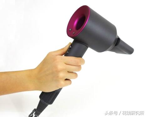 戴森3000元一台的吹风机，值不值得下手？详细图解，测评对比！