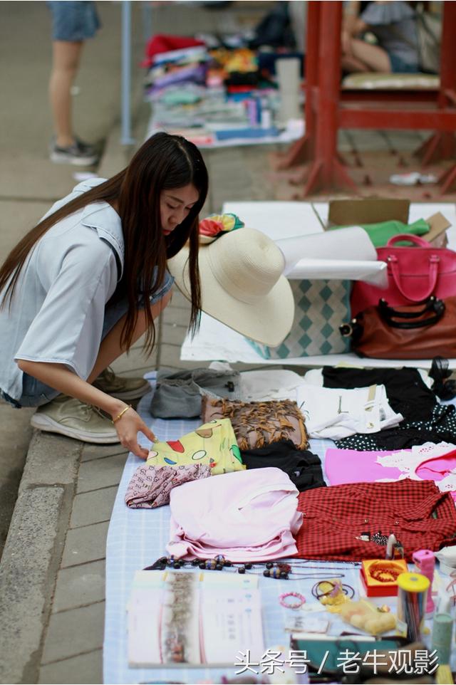 再不用东奔西走的打工了，卖这种东西跑江湖、摆地摊月入好几万