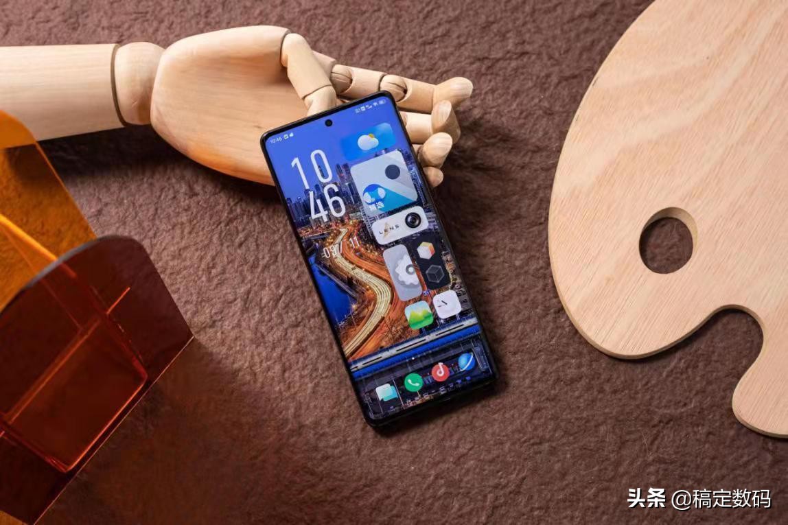 7英寸屏+屏下前摄，5600mAh+120W+4nm，vivo NEX5回归