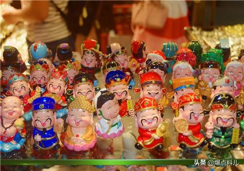 夏天摆地摊卖什么最好？这四个选择可以参考！