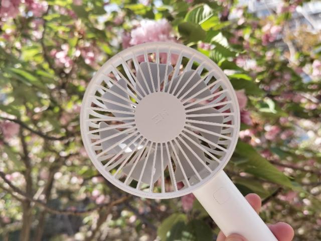 小米有品夏日好物推荐，遛娃出游办公伴侣，ZMI随身手持风扇体验