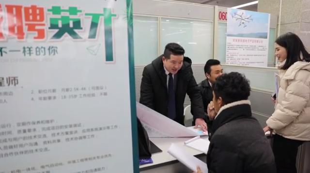 一键生成毕业证，大学文凭生成器现身网络，背后藏猫腻？