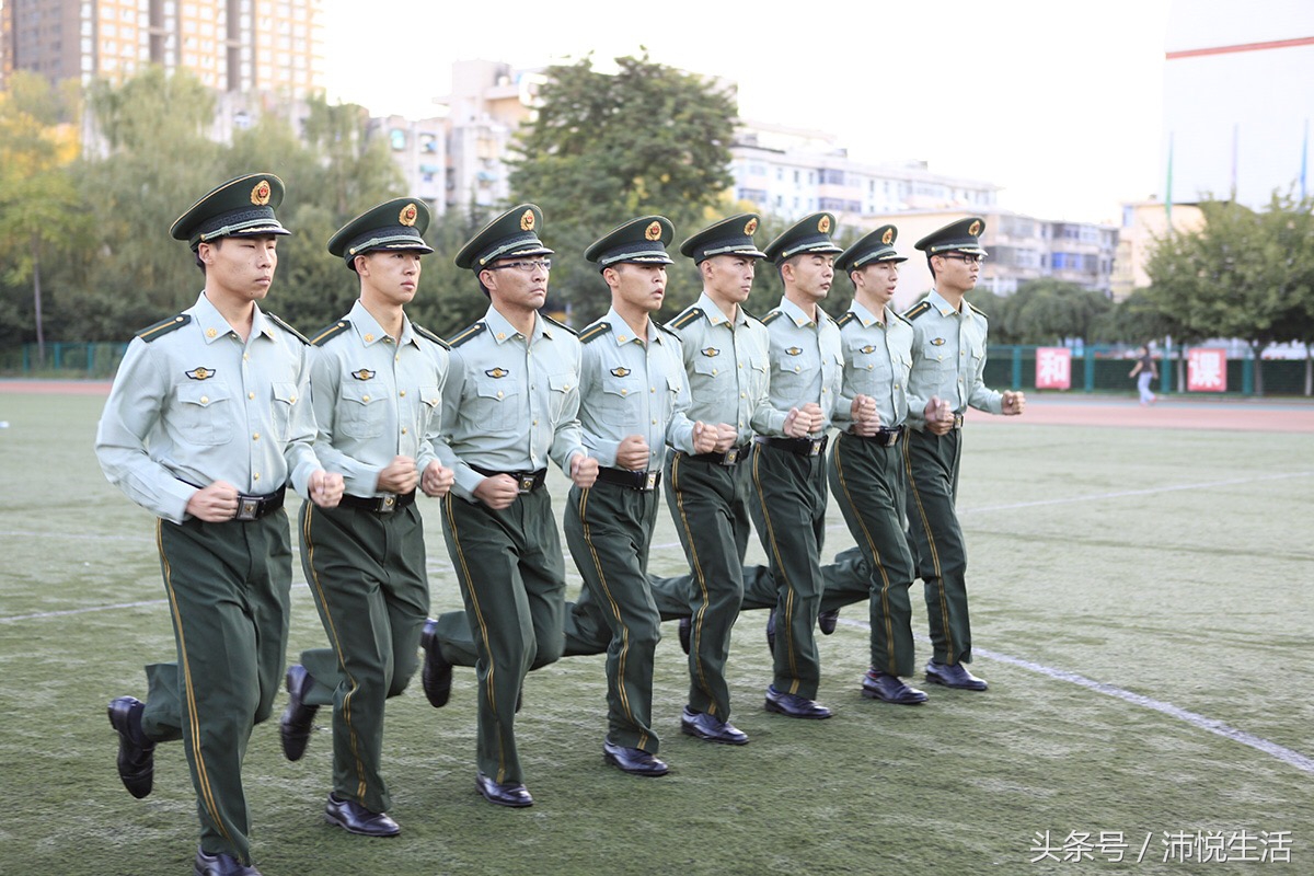 国防生和军校生对比：瞬间知道了差别