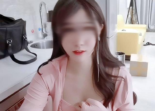 打赏女主播30万被拉黑，榜一大哥跳河身亡，女儿：他都没考虑过我