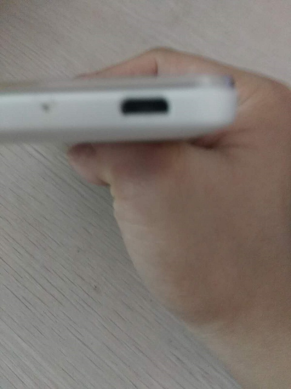 为何手机充不进电！通常都是它们惹的祸，让我帮你解决它们！