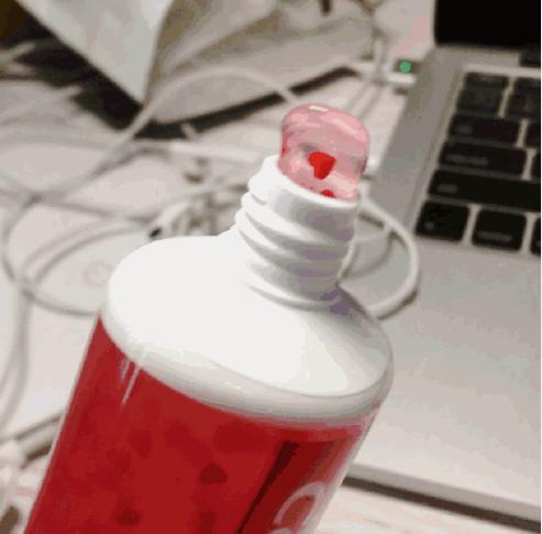 新秀恩爱神器，高露洁的爱心牙膏！现在刷牙都要这么少女心吗？